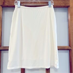 White House Black Market White Skirt XS